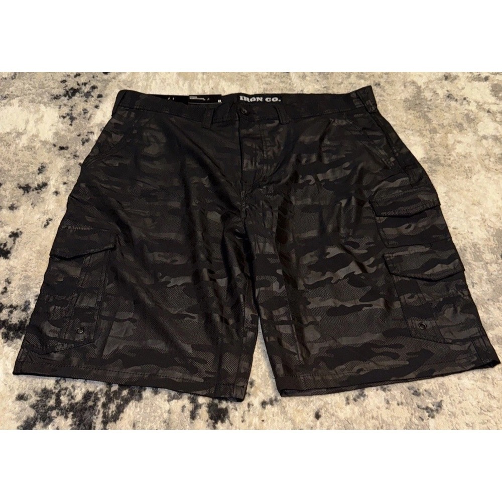 Iron Co. Belted Hybrid Cargo Shorts Blackout Camo Mens Size 38 New